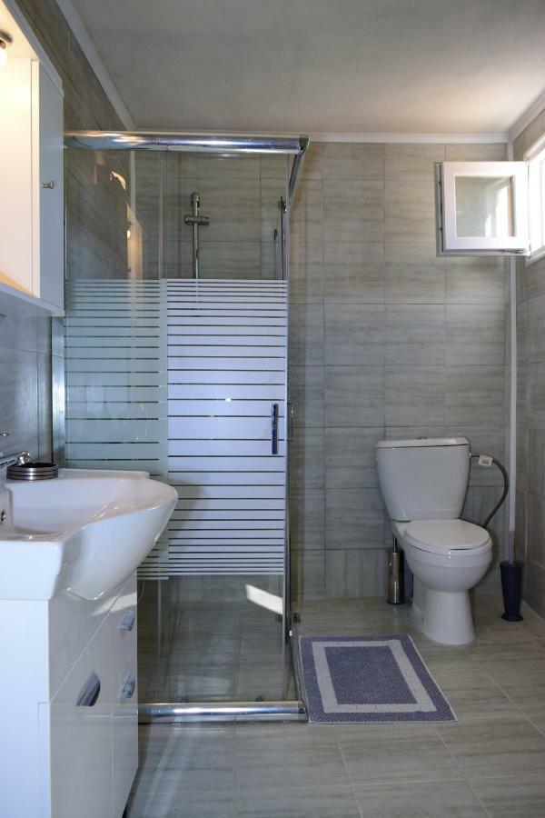 Sea Lake Holiday House Элафониси Экстерьер фото